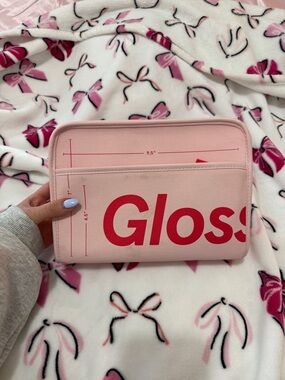 glossier toiletry bag